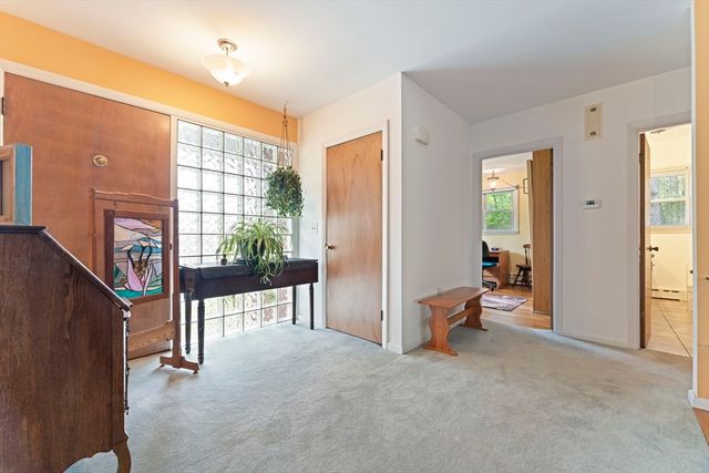 100 Cole Ave, Southbridge, MA 01550