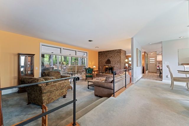 100 Cole Ave, Southbridge, MA 01550