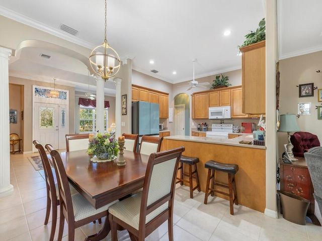 540 35th Avenue SW, Vero Beach, FL 32968