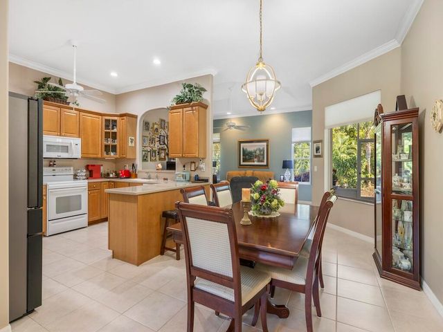 540 35th Avenue SW, Vero Beach, FL 32968
