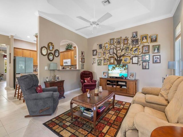 540 35th Avenue SW, Vero Beach, FL 32968