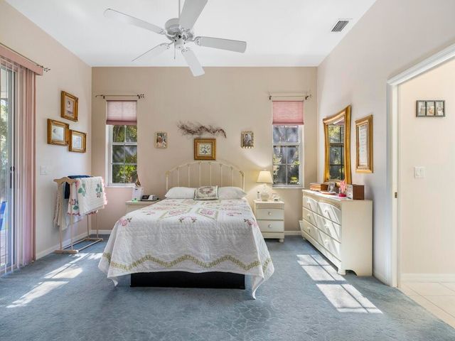 540 35th Avenue SW, Vero Beach, FL 32968