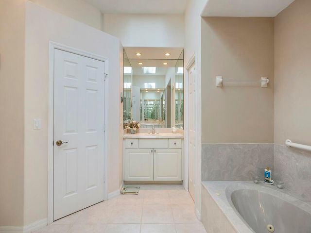 540 35th Avenue SW, Vero Beach, FL 32968