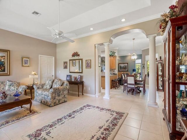 540 35th Avenue SW, Vero Beach, FL 32968