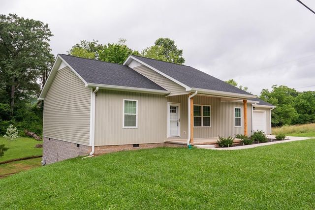 1366 Hidden Valley Rd, Livingston, TN 38570