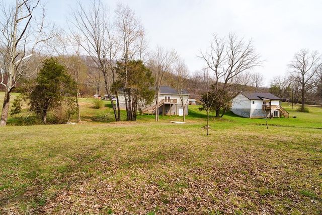 1366 Hidden Valley Rd, Livingston, TN 38570