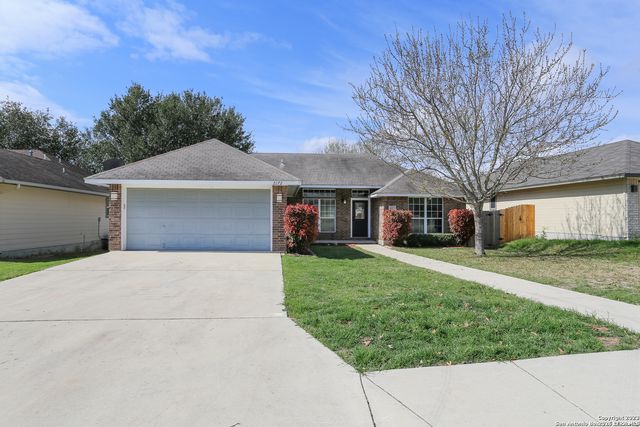 2172 Bentwood, New Braunfels, TX 78130