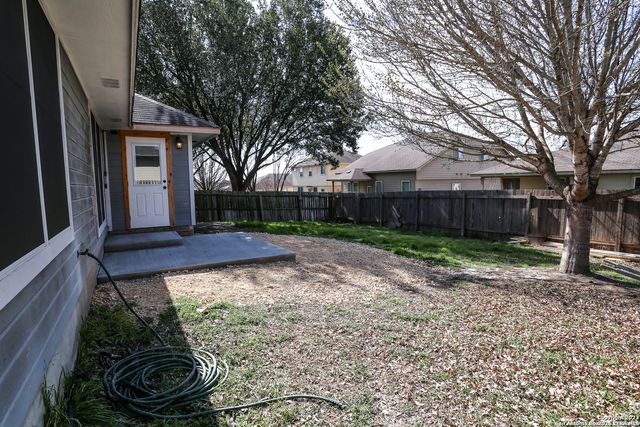 2172 Bentwood, New Braunfels, TX 78130