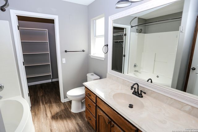 2172 Bentwood, New Braunfels, TX 78130