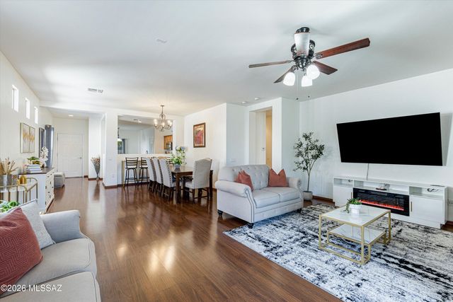 758 W Via De Gala, Sahuarita, AZ 85629