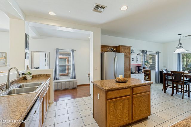 758 W Via De Gala, Sahuarita, AZ 85629