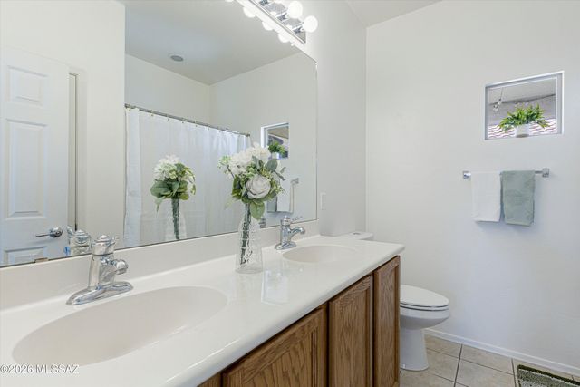 758 W Via De Gala, Sahuarita, AZ 85629