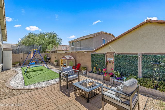 758 W Via De Gala, Sahuarita, AZ 85629