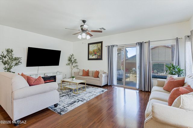 758 W Via De Gala, Sahuarita, AZ 85629