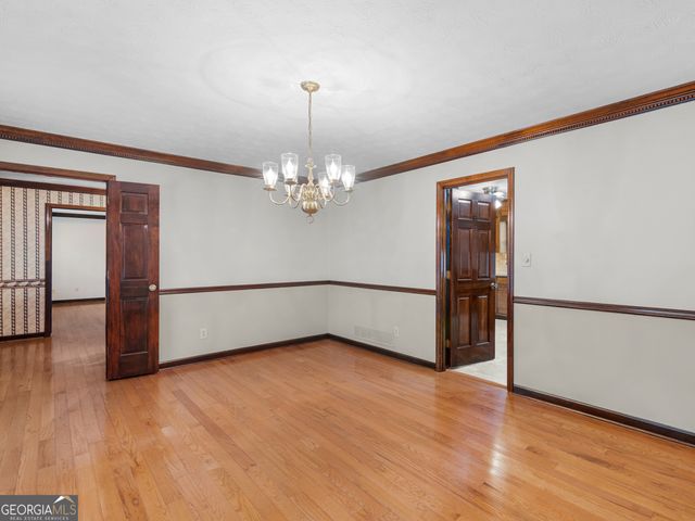 8662 N Shore Drive, Jonesboro, GA 30236