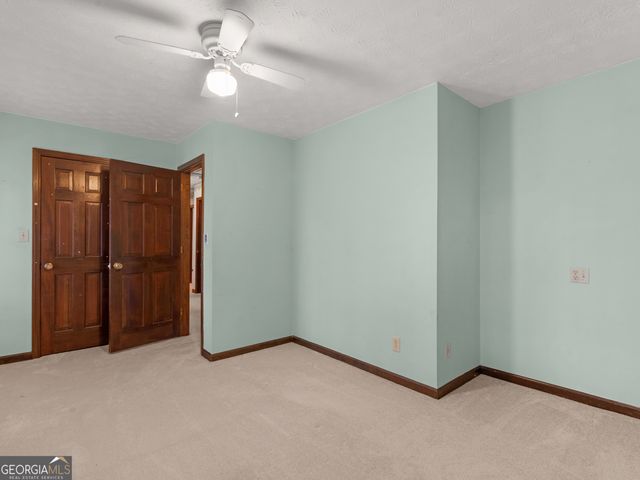 8662 N Shore Drive, Jonesboro, GA 30236