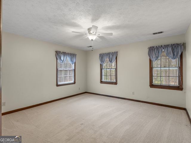 8662 N Shore Drive, Jonesboro, GA 30236