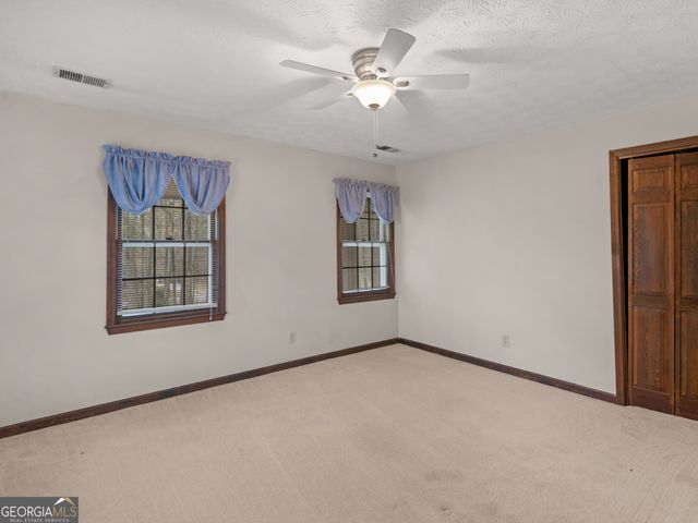 8662 N Shore Drive, Jonesboro, GA 30236