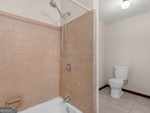 8662 N Shore Drive, Jonesboro, GA 30236