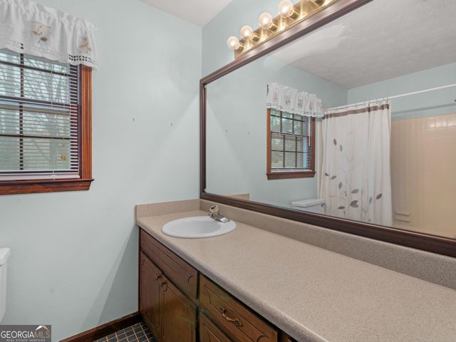 8662 N Shore Drive, Jonesboro, GA 30236