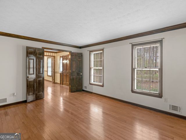 8662 N Shore Drive, Jonesboro, GA 30236