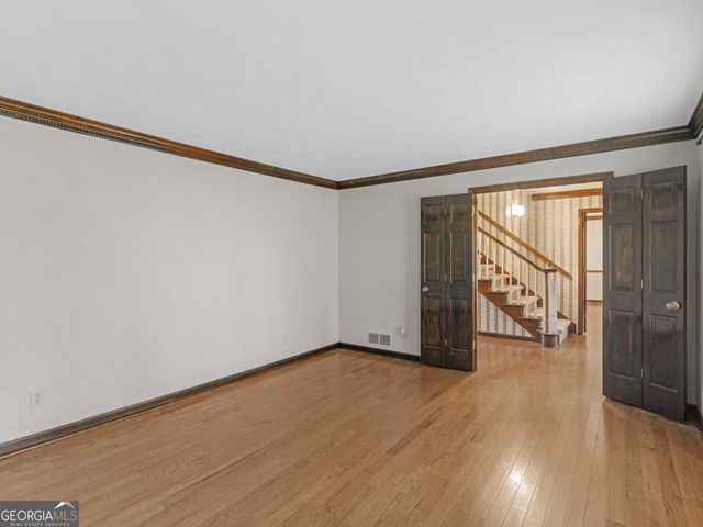 8662 N Shore Drive, Jonesboro, GA 30236