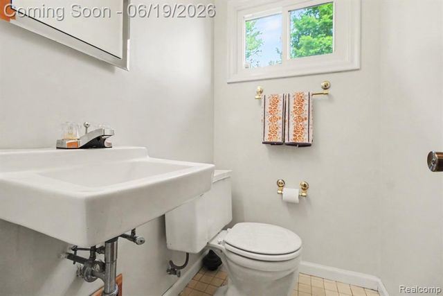 9135 Frederick Street, Livonia, MI 48150