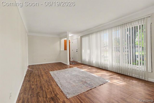 9135 Frederick Street, Livonia, MI 48150