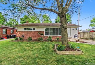 9135 Frederick Street, Livonia, MI 48150