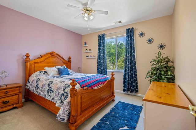 4296 Oakridge Dr, Tracy, CA 95377