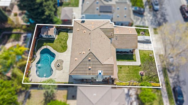 4296 Oakridge Dr, Tracy, CA 95377