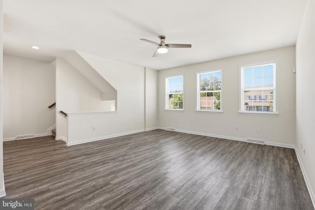 121 LEXINGTON PLACE, Dover, DE 19901