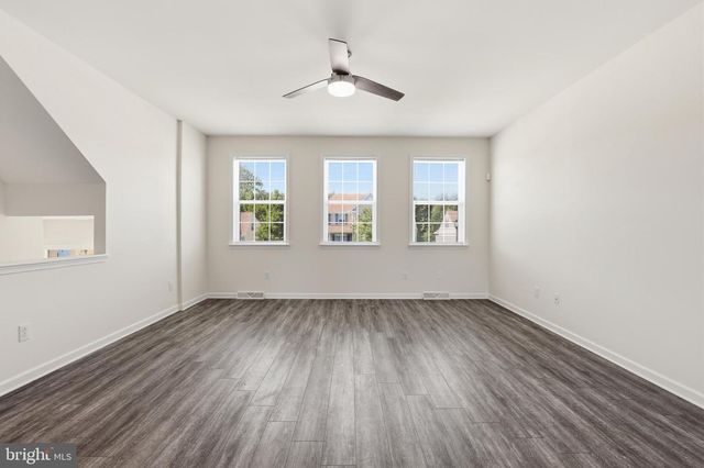 121 LEXINGTON PLACE, Dover, DE 19901