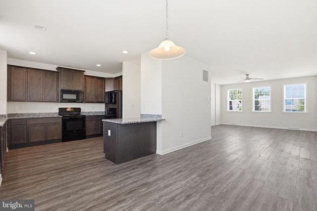 121 LEXINGTON PLACE, Dover, DE 19901