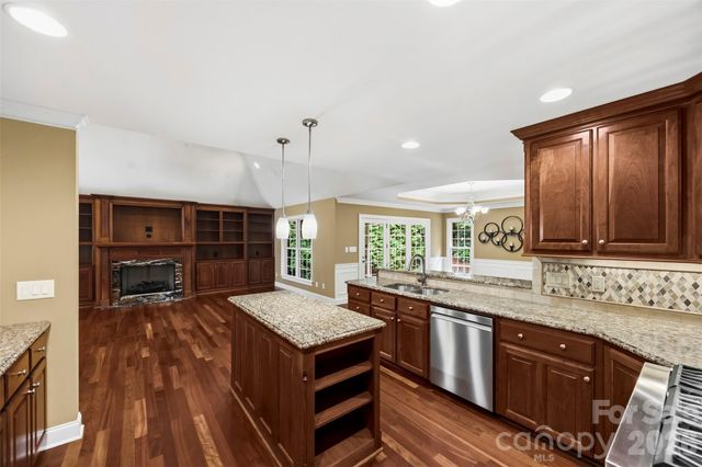 100 Jason Drive, Kings Mountain, NC 28086