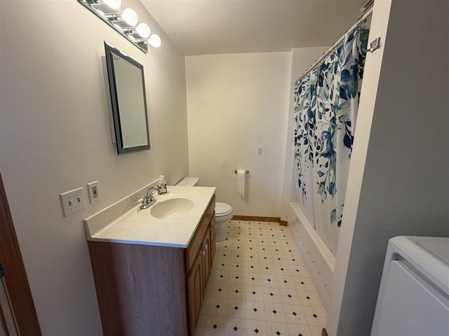 211 Western Avenue, Allegan, MI 49010