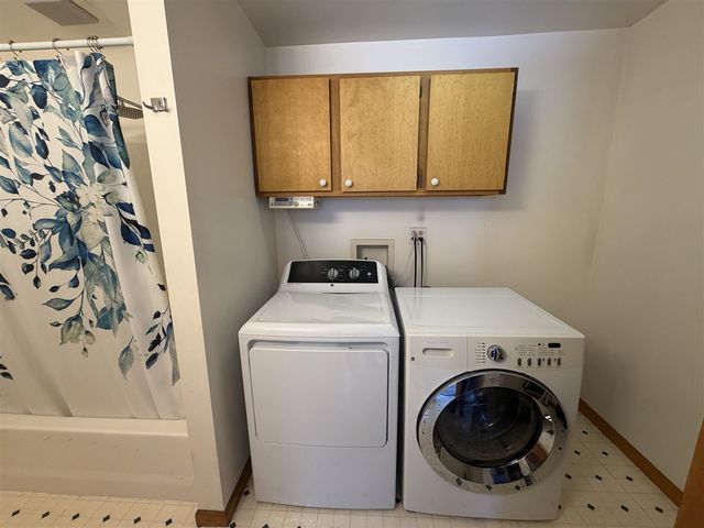 211 Western Avenue, Allegan, MI 49010