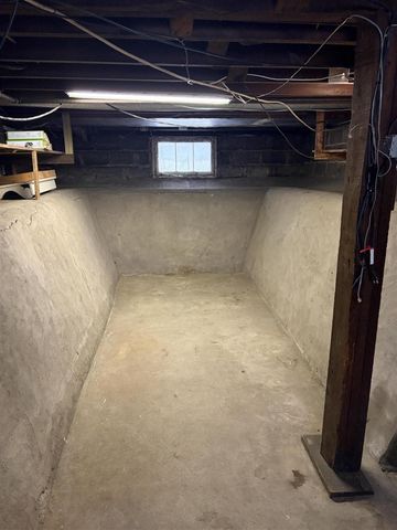 211 Western Avenue, Allegan, MI 49010