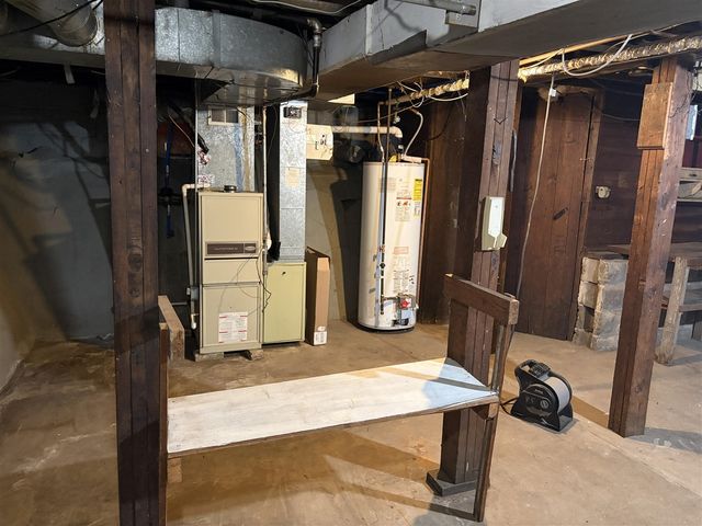 211 Western Avenue, Allegan, MI 49010