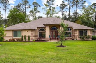 2079 Juno Cir, Pensacola, FL 32526