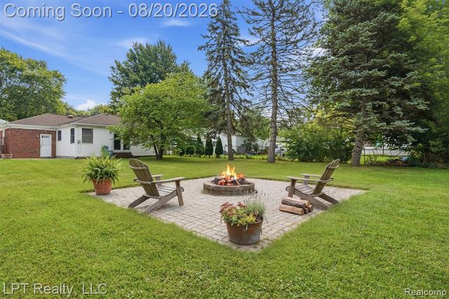 37155 Jordan Street, Clinton Township, MI 48036