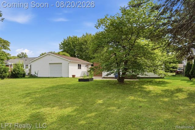 37155 Jordan Street, Clinton Township, MI 48036