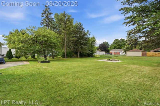 37155 Jordan Street, Clinton Township, MI 48036