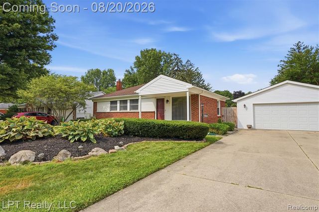 37155 Jordan Street, Clinton Township, MI 48036