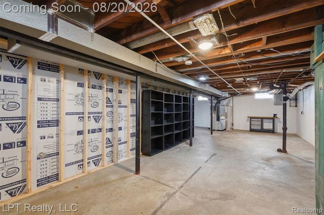37155 Jordan Street, Clinton Township, MI 48036