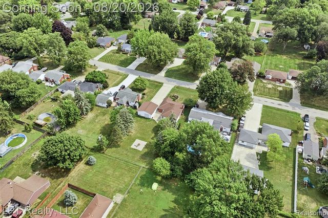 37155 Jordan Street, Clinton Township, MI 48036