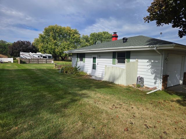 7544 La Maine Drive, Rockford, IL 61103