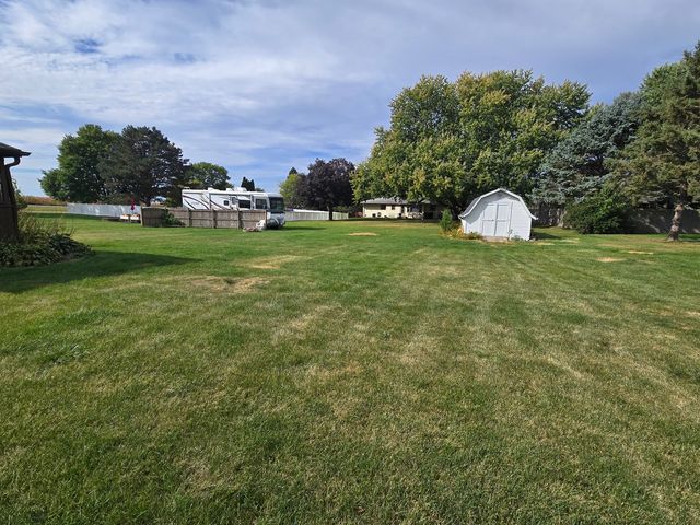 7544 La Maine Drive, Rockford, IL 61103