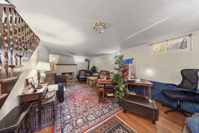 628 Waverley Street, Palo Alto, CA 94301