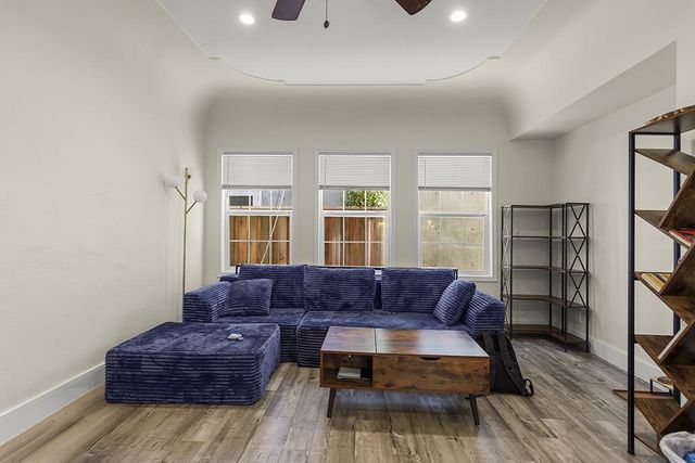 628 Waverley Street, Palo Alto, CA 94301